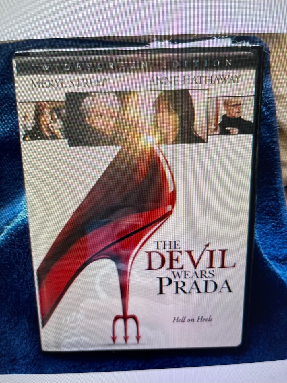The Devil Wears Prada (Widescreen Edition) - Red Cover